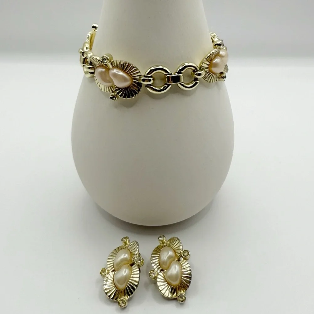 Vintage Faux Pearl Bracelet & Clip-On Earrings Set | Gold Sunburst
